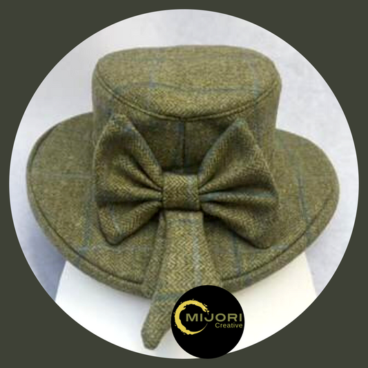Alt=“Green Thelma hat tweed Teflon coated to make it a women’s rain hat made in uk by mijori creative”