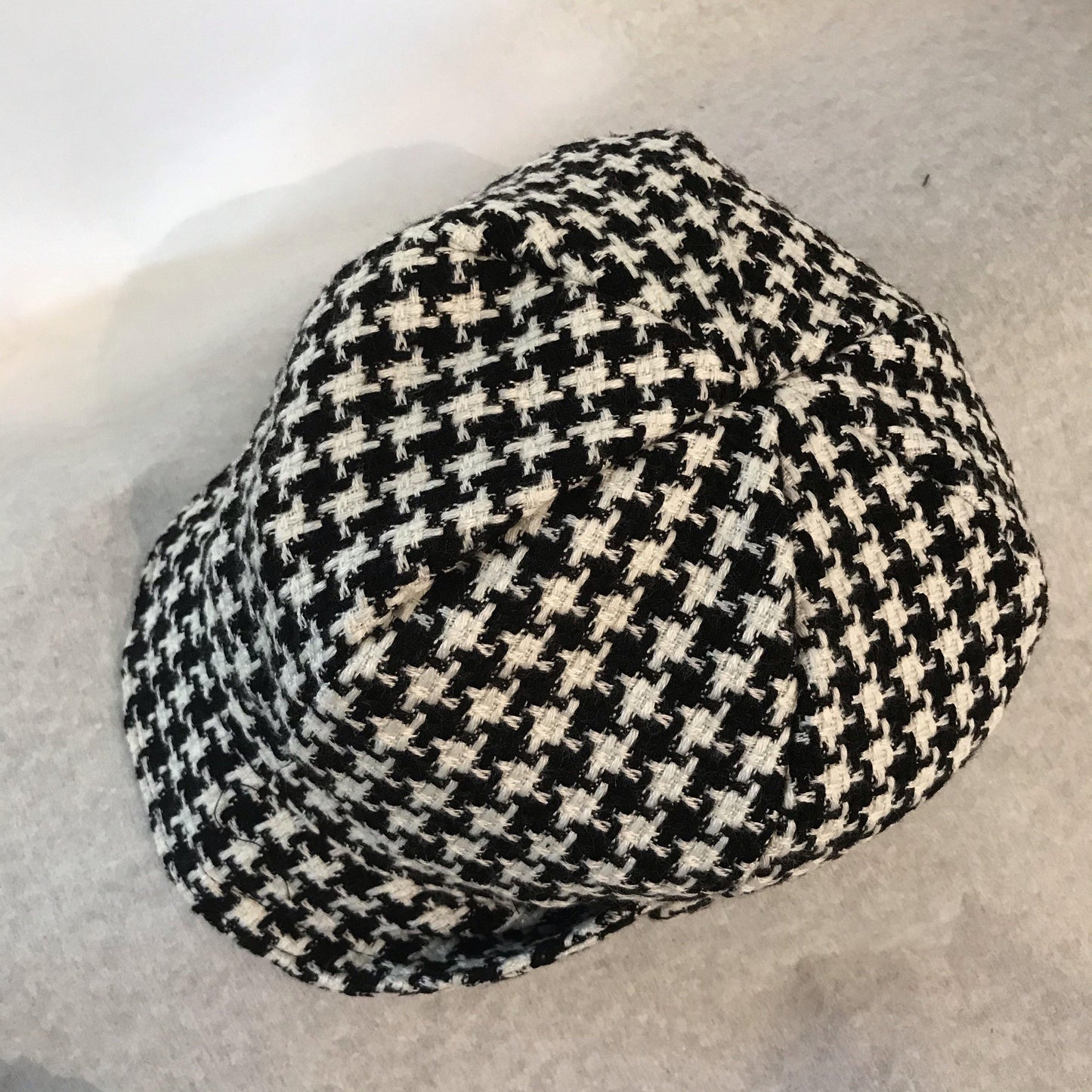 Hounds-tooth Ladies Baker boy hat with side button feature - Free Life's Love