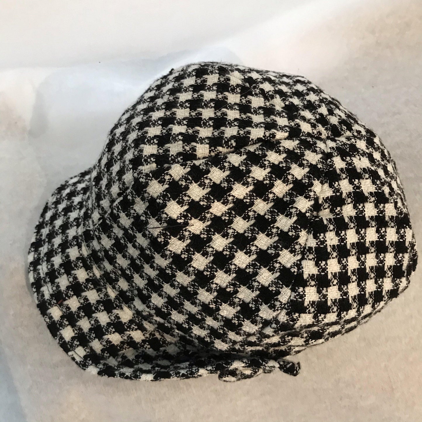 Hounds-tooth Ladies Baker boy hat with side button feature - Free Life's Love